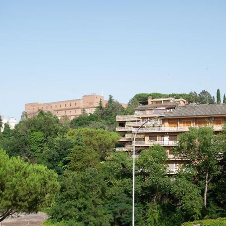 Roma Hub One Villa Bagian luar foto