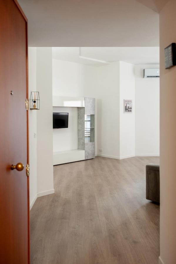 Roma Hub One Villa Bagian luar foto