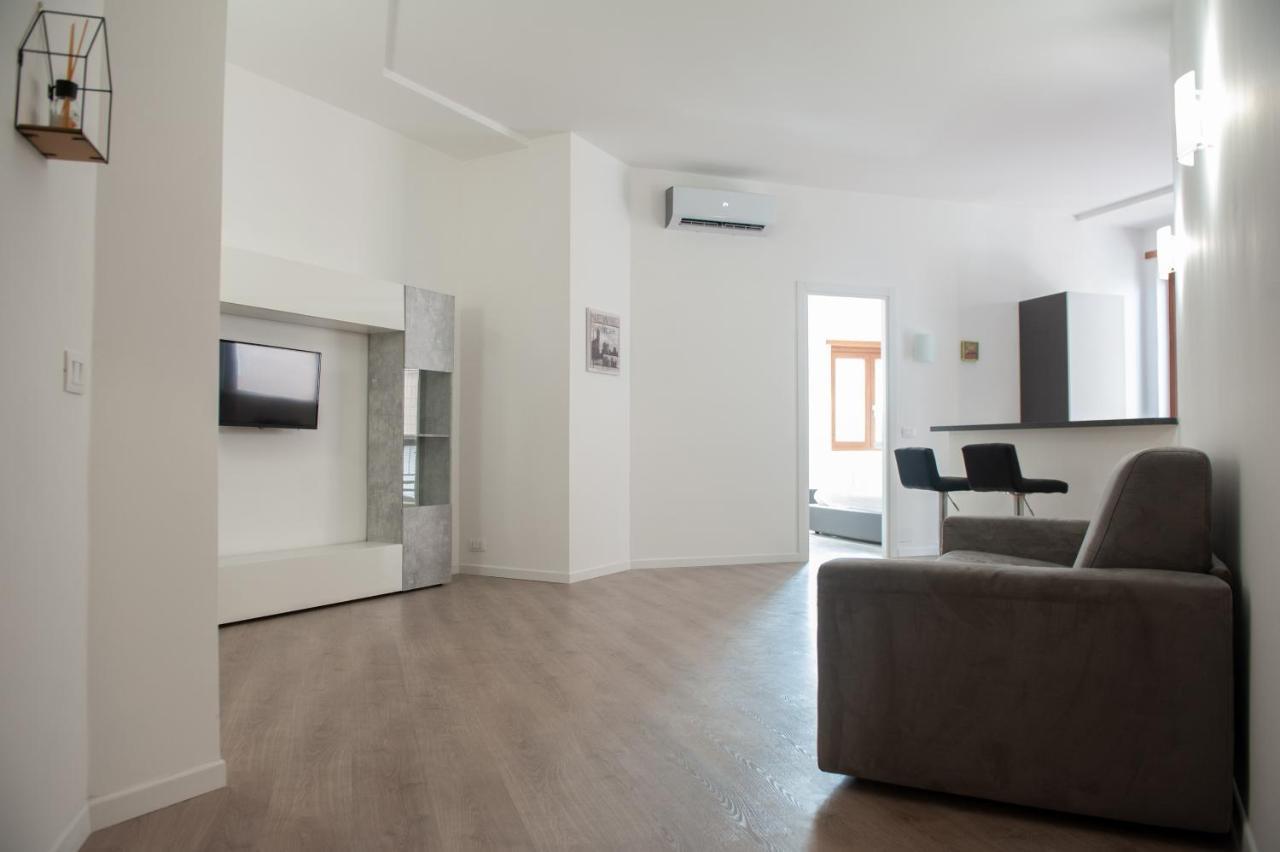 Roma Hub One Villa Bagian luar foto